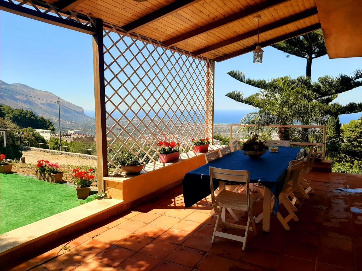 Lomarchi Holiday Home Carini Εξωτερικό φωτογραφία