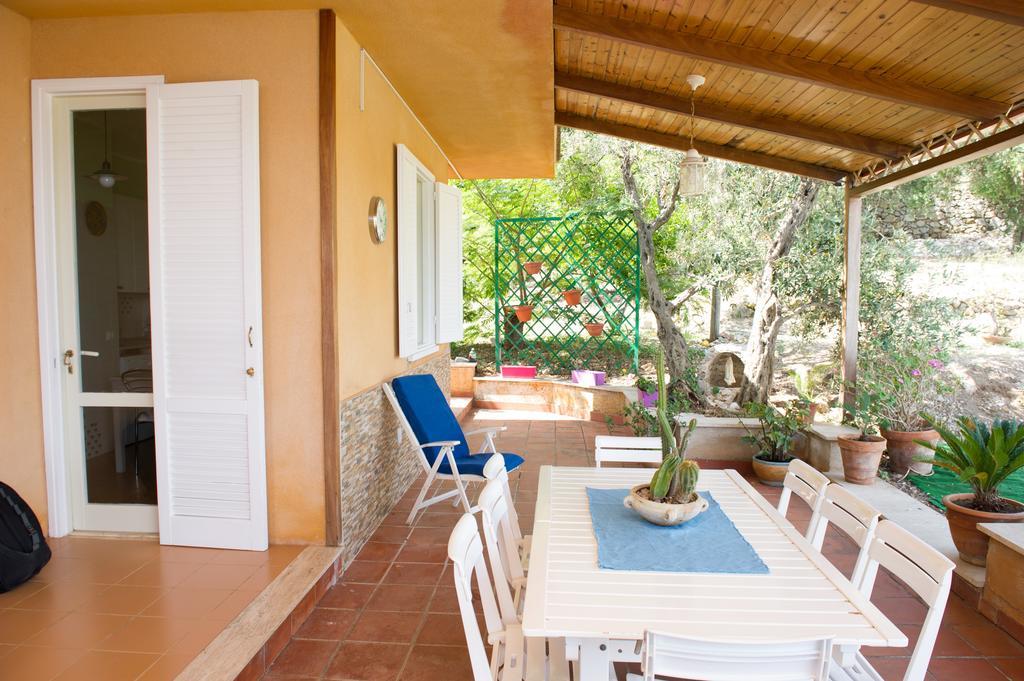 Lomarchi Holiday Home Carini Εξωτερικό φωτογραφία