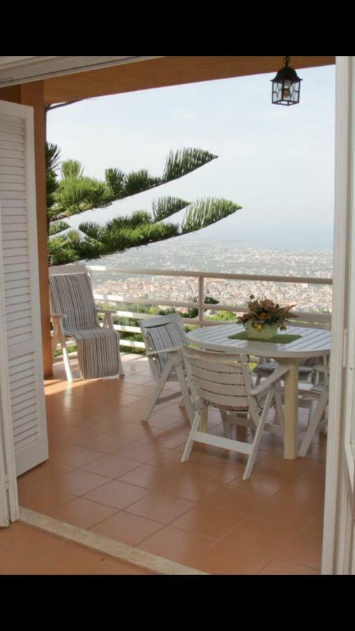 Lomarchi Holiday Home Carini Εξωτερικό φωτογραφία